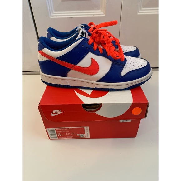 Boys Nike Dunks - Picture 3 of 5